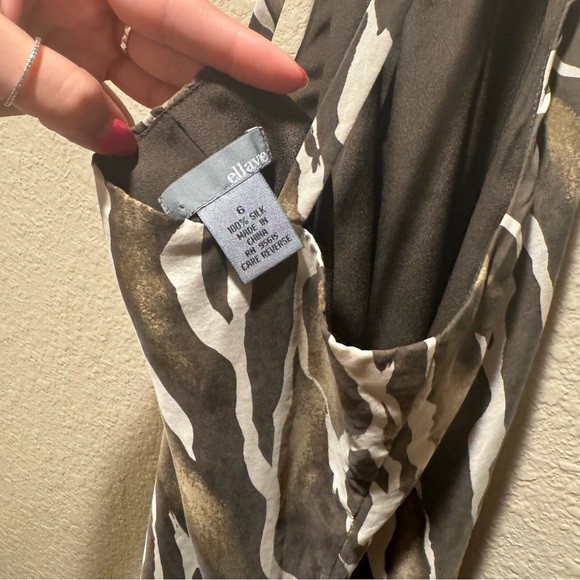 100% Silk Halter Neck Tank size 6 - Picture 7 of 7